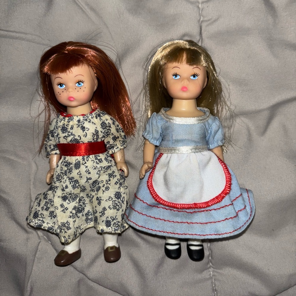 Madame Alexander Dolls,Alice in Wonderland & Red Riding Hood